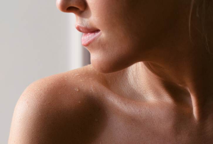 6 Daily & Weekly Ways To Help Your Body Detoxify, According To Terry Wahls, MD