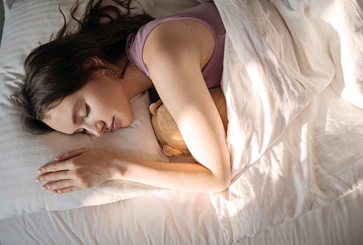 Struggling To Sleep? Science Says This Is Better Than Any Sleep Aid