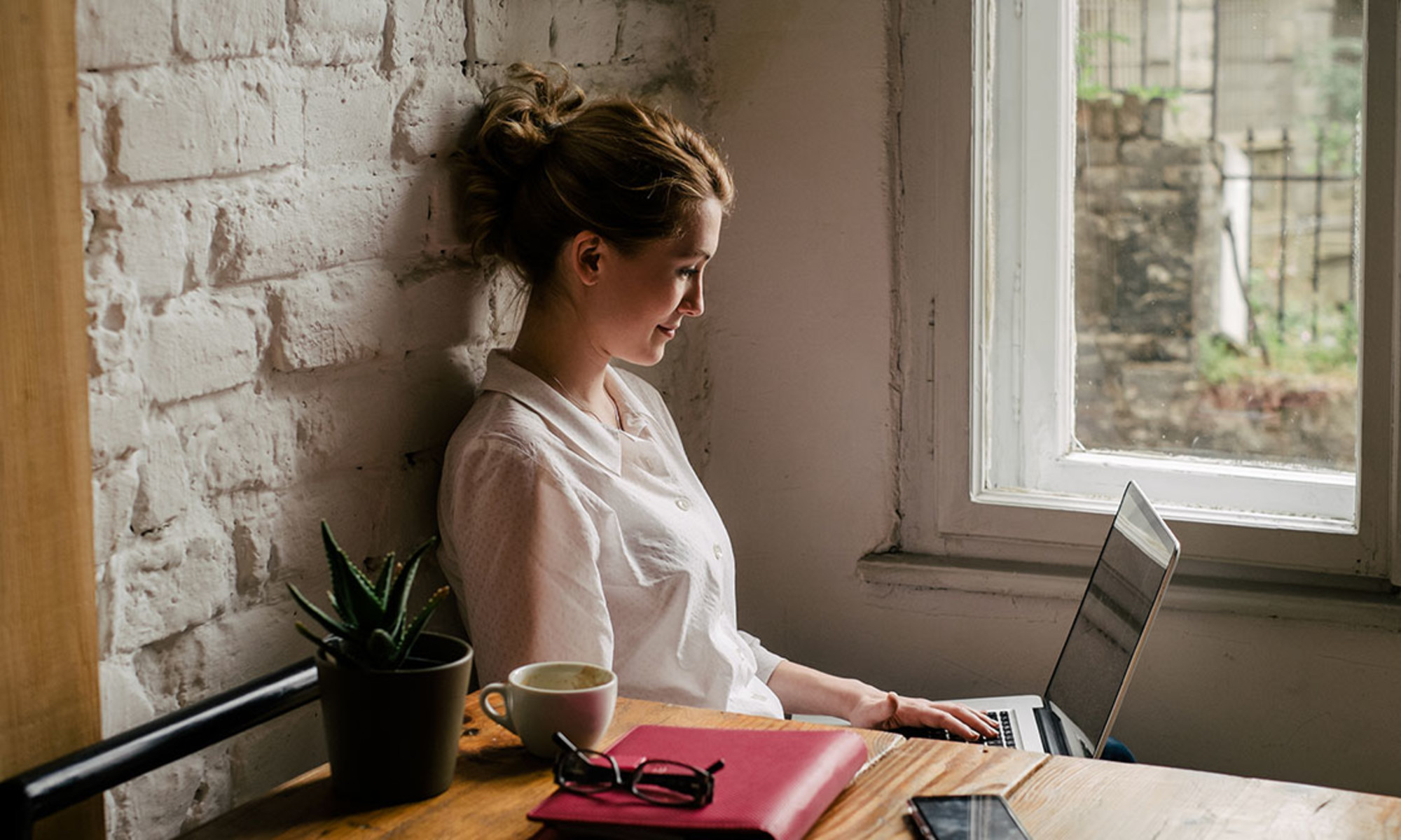 Is mindbodygreen's Health Coaching Program Legit? Here's What To Know