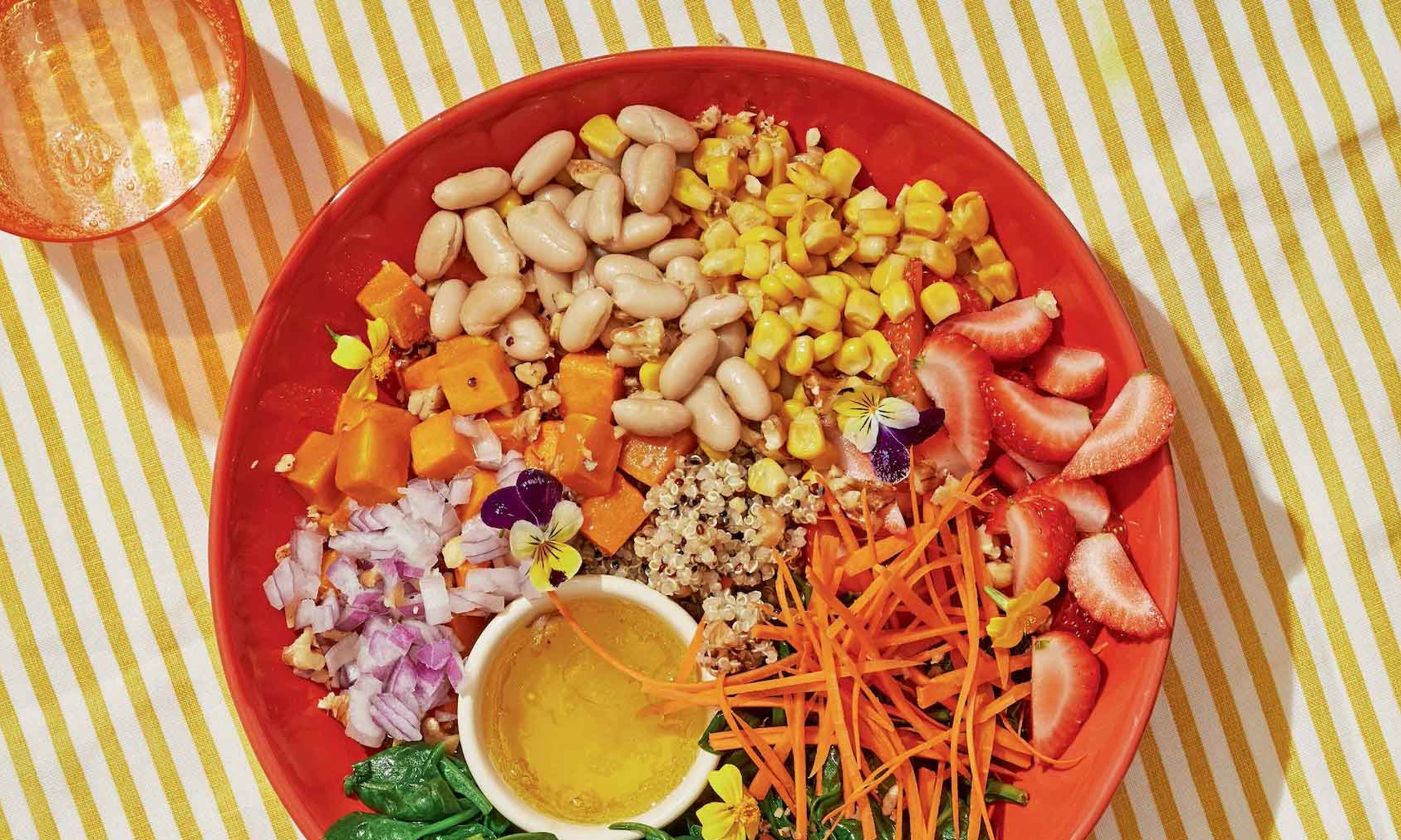 Need A Quick & Balanced Lunch? Try This White Bean & Squash Grain Bowl