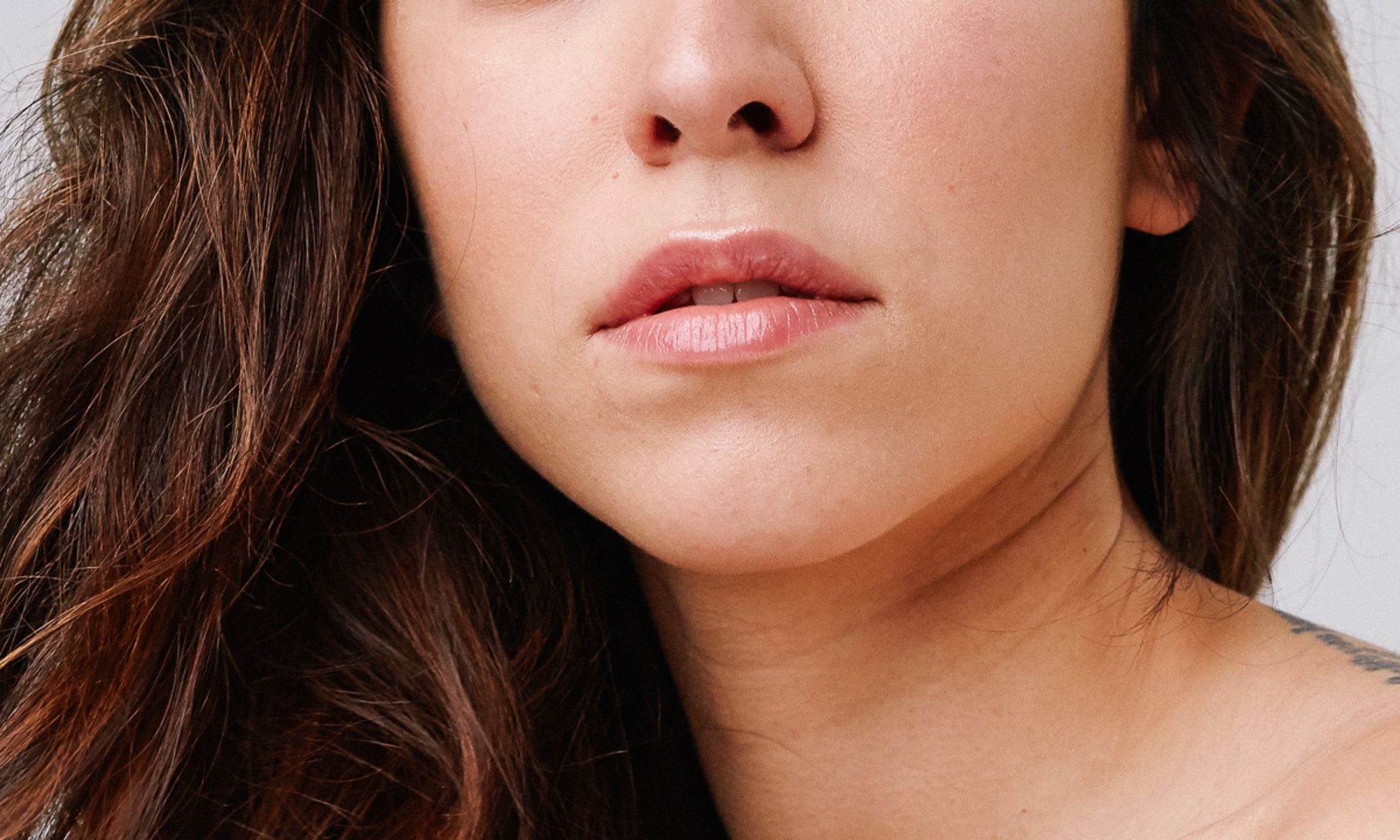 Puffy eyes, dry lips: What does these signs tells about your health - ​Face  speak for itself