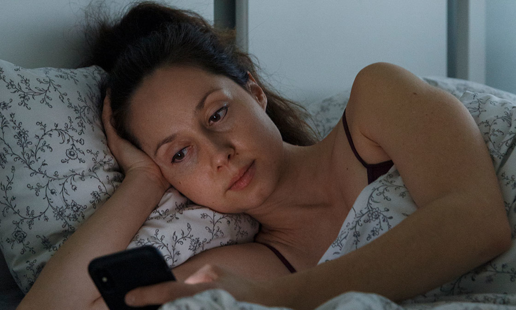 Negative Thoughts Keeping You Awake? Try This To Quiet Your Mind