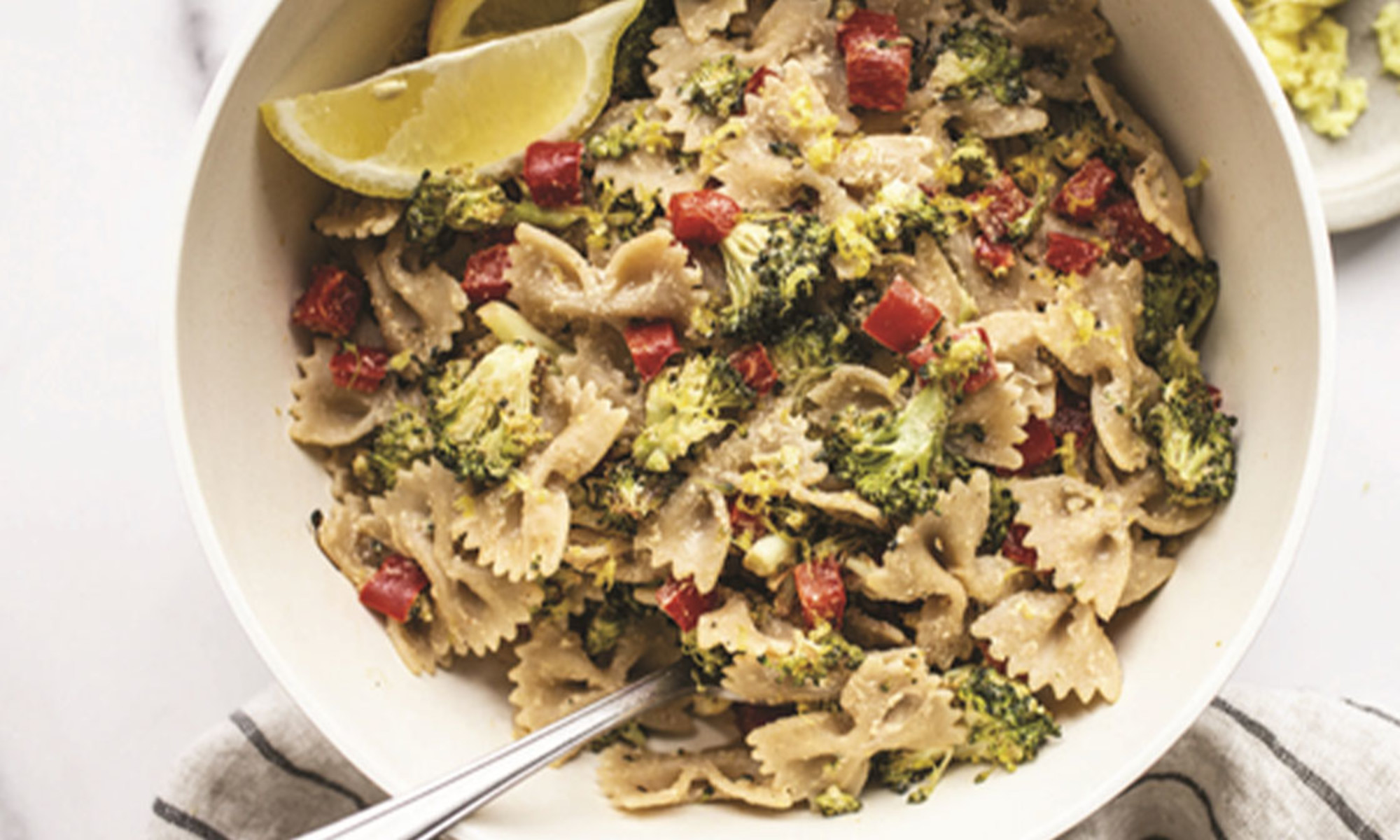 The Ultimate Gut-Healthy Pasta Salad Recipe, From A Gastroenterologist