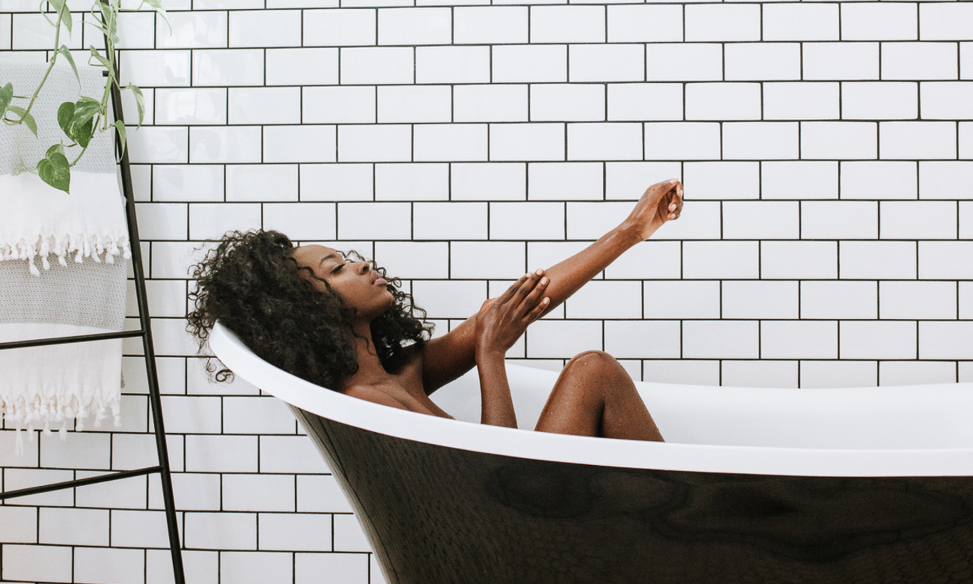 Promise, This One Tweak Will Change The Way You Shower