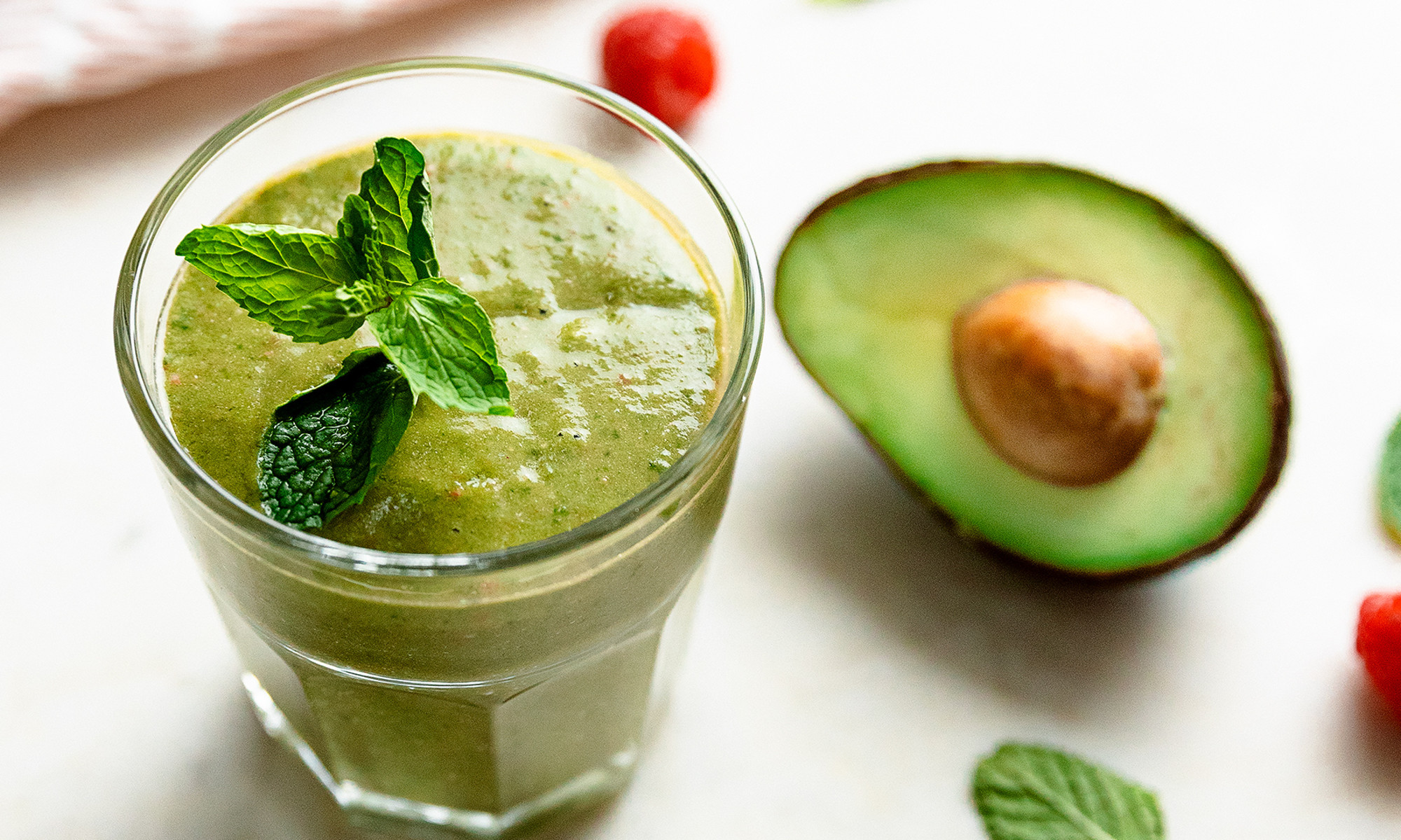 Do Your Bowels Need A Morning Wake-Up Call? Try This Fiber-Filled Smoothie