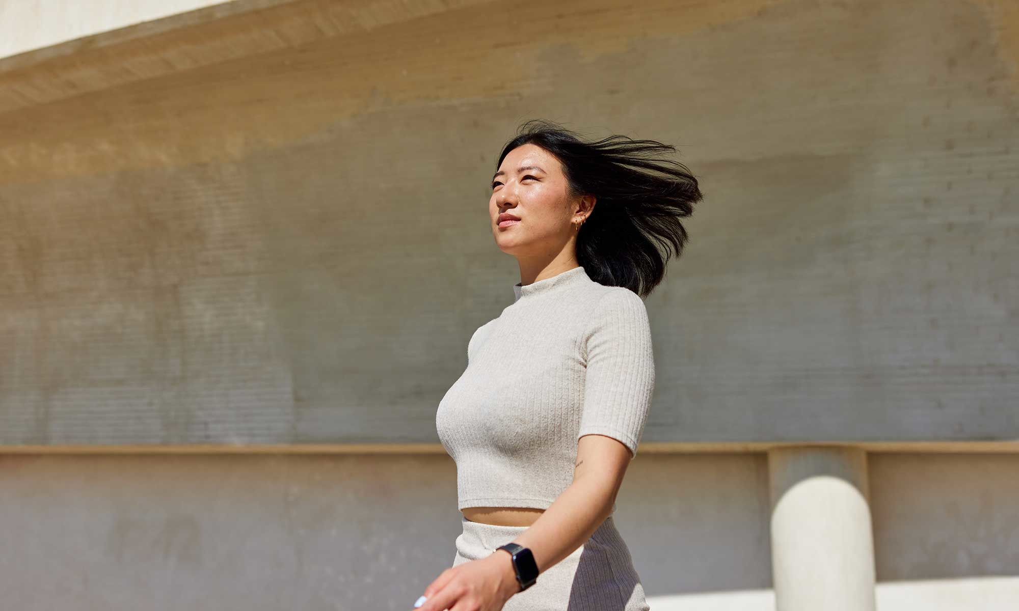 A Quick Hack To Fix Your Posture & Support Your Pelvic Floor