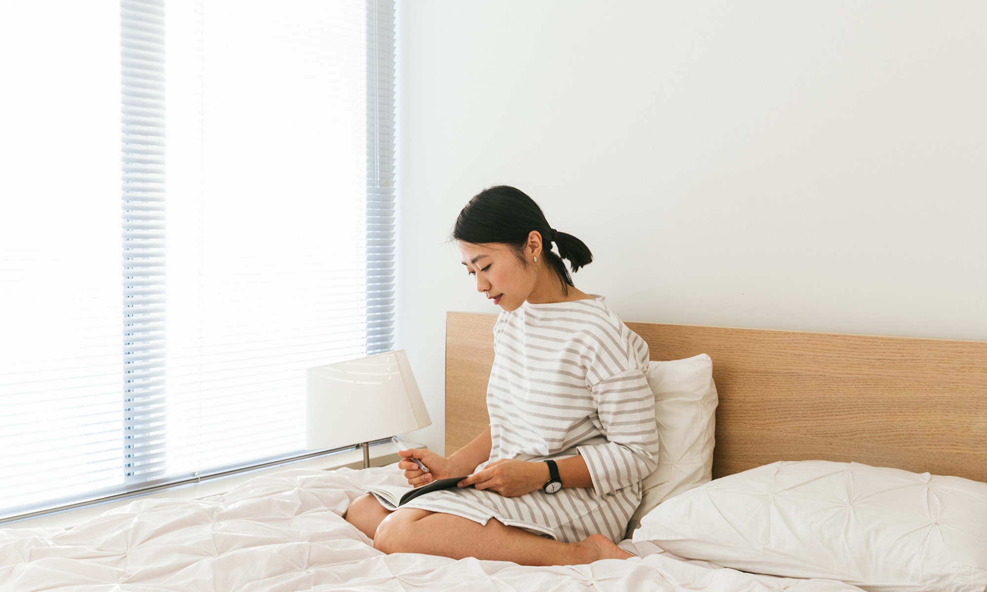 You are currently viewing 5 Habits To Pick Up For Better Sleep, From Experts
