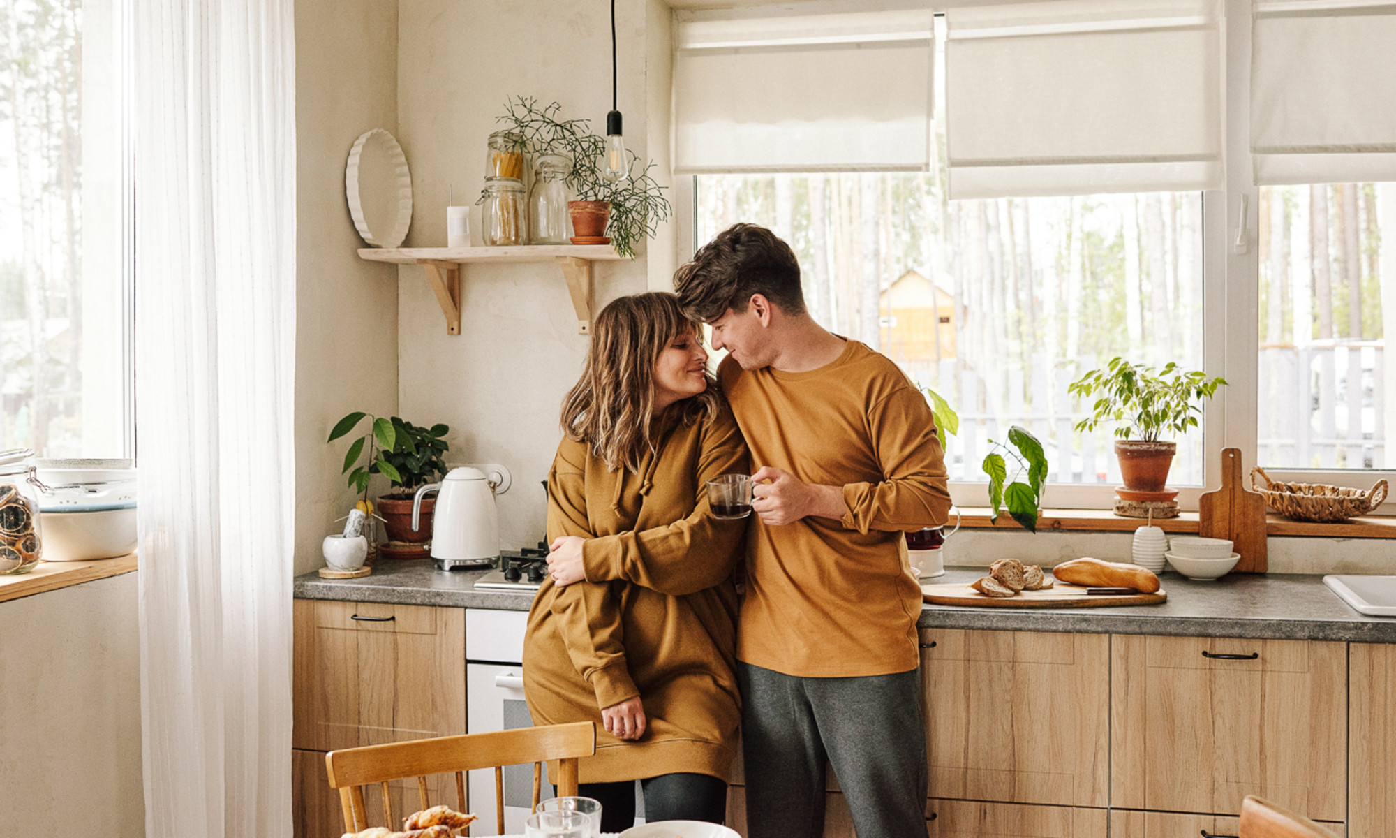 How To Be Romantic: 7 Qualities Of A Romantic Person | mindbodygreen
