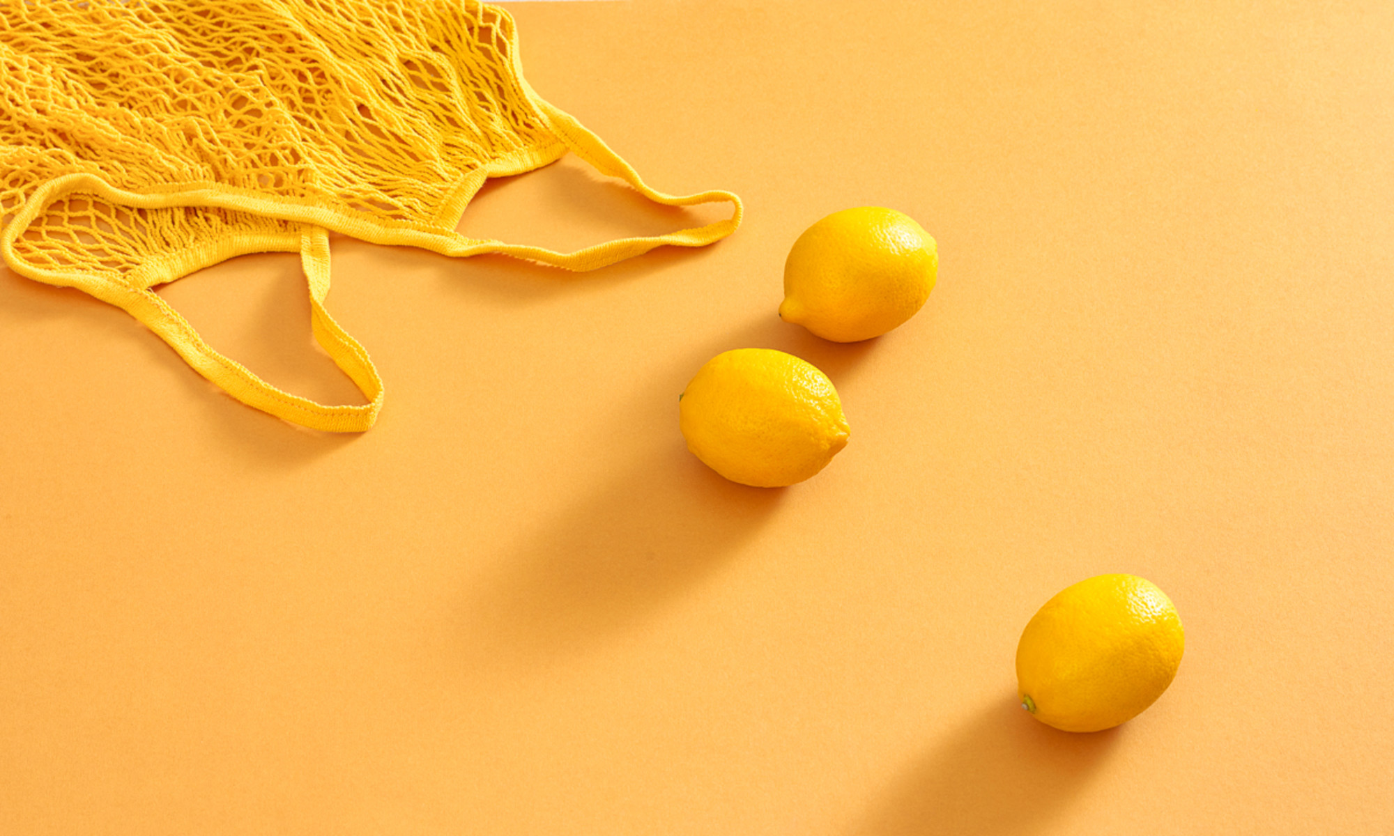 Lemon Juice In Hair: We Investigate The All-Natural Dye Job | mindbodygreen