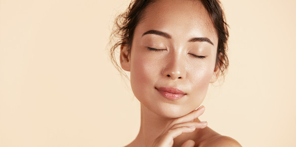 Image of Collagen Sandwiching Is The Secret To Firmer Skin & Fewer Fine Lines