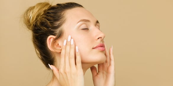 Image of 3 Types Of People Who Should Definitely Be Taking Collagen Daily