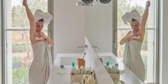 Image of 3 Collagen-Restoring Habits To Add To Your Morning Routine, Stat