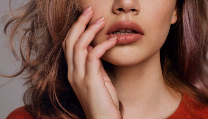 A Makeup Artist’s Concealer Hack To Make Lips Look Fuller – SKCD