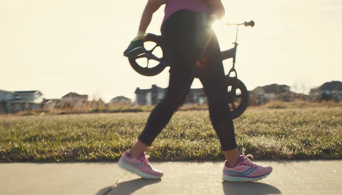 Moms Faced A Unique Kind Of Burnout Amid The Pandemic—Let’s Acknowledge It – Kristine Thomason, mindbodygreen