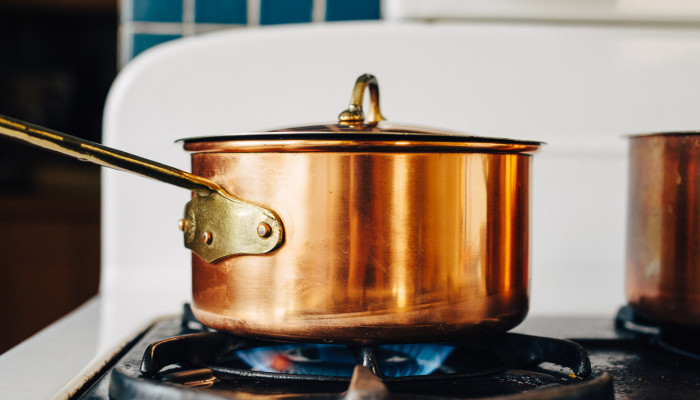 >Why You Might Want To Use Copper In Your Kitchen During Covid 19