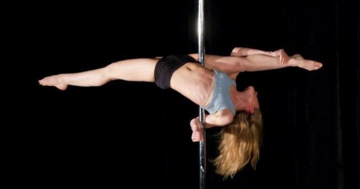 Worlds best pole dancer
