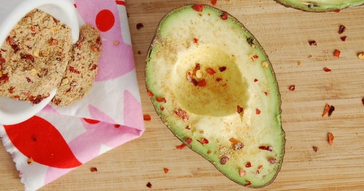 Incredibly Quick And Easy Spiced Avocado Snack Mindbodygreen 6657