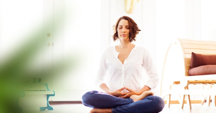 7 Tips For Managing Stress From This Meditation Teacher And Mom
