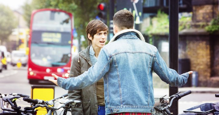 6 Subtle Signs Your Relationship Is Becoming Abusive Mindbodygreen 
