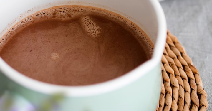Cbd Infused Lavender Hot Chocolate Recipe Mindbodygreen