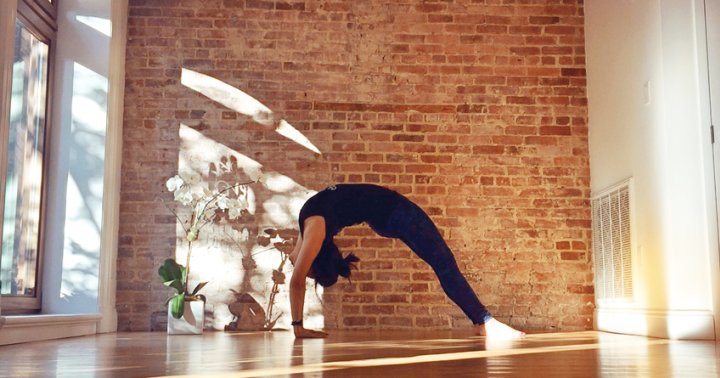 Stop Hating Your Body By Shifting Your Mindset - mindbodygreen