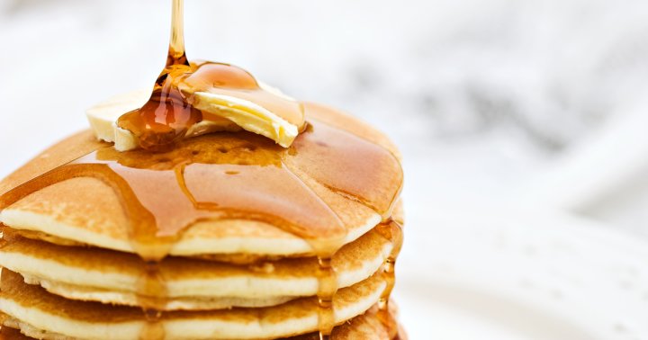 How To Make Collagen & Banana Pancakes + Added Benefits