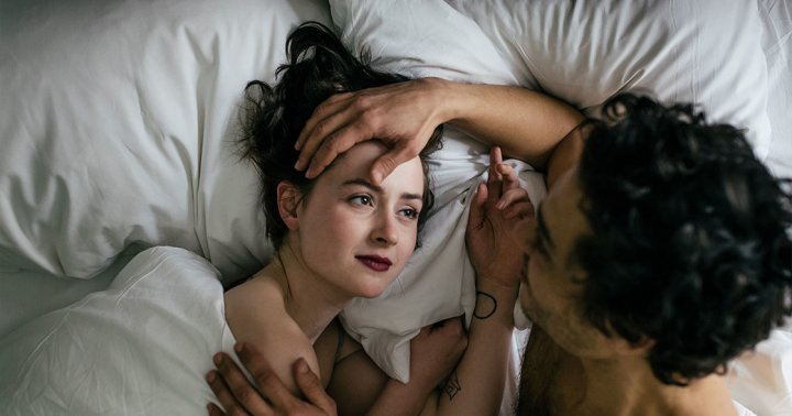 Do You Have A Praise Kink? Read These Phrases & See How You Feel
