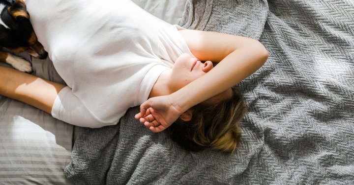 4 Sneaky Signs Your Body Is Desperately In Need Of A Rest Day ASAP