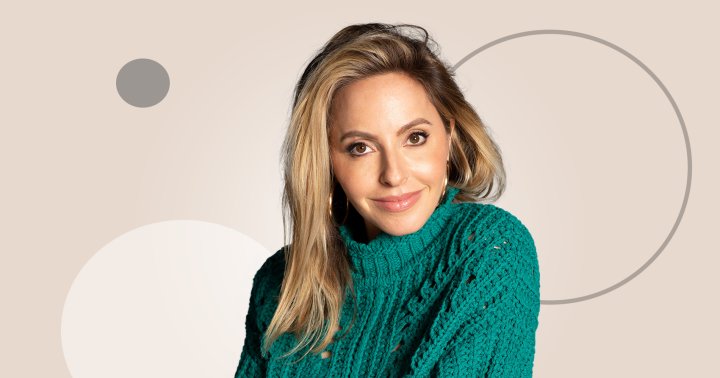 3 Lessons On Trauma & Vulnerability From Gabby Bernstein's Latest Book