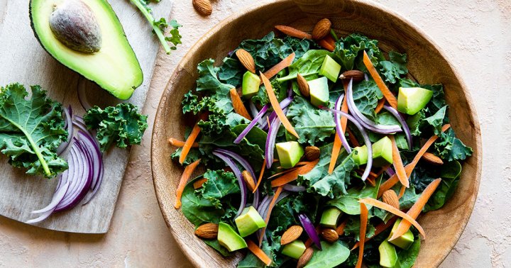 This Neuroscientist's Salad Recipe Is Brimming With Brain-Healthy Nutrients