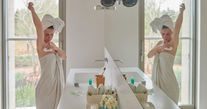 Antiperspirant Vs. Deodorant: The Only Guide You’ll Ever Need