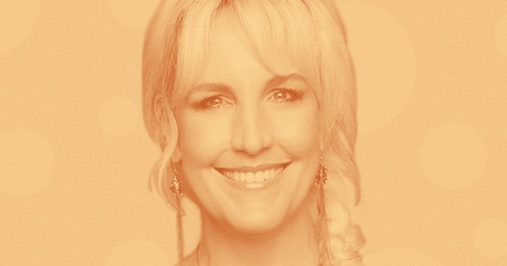 Erin Brockovich Isn't Done Fighting The Water Crisis — And Neither Are We - mindbodygreen.com