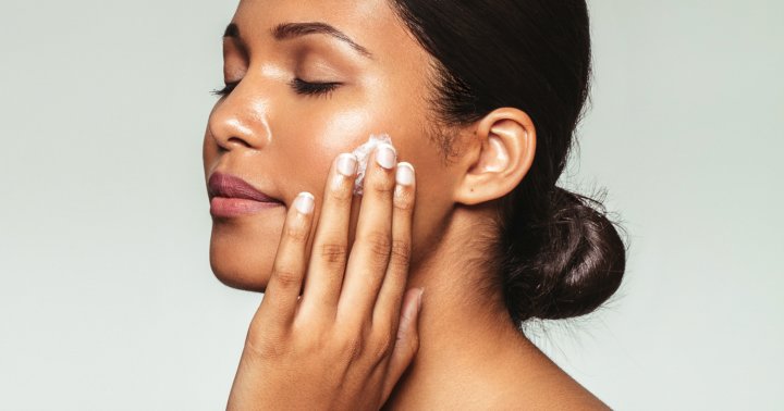 How To Hydrate Skin 13 Expert Tips To Keep Skin Moisturized But i haven't described the best way to do this. how to hydrate skin 13 expert tips to