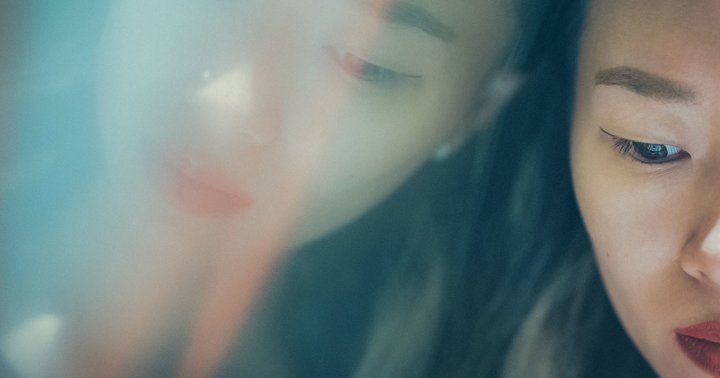 This One Simple Technique Can Help You Release Trauma, Says A Psychotherapist