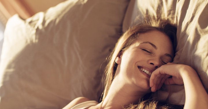 The Best Time To Wake Up, According To Science