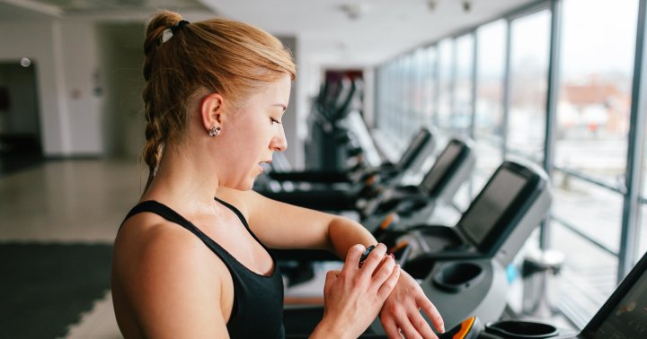 How To Reframe Your Fitness Resolutions So They're Motivating, Not Shaming