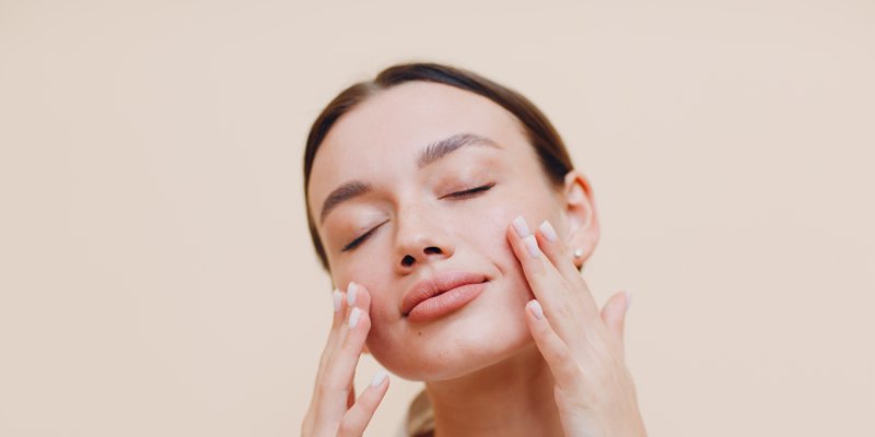 How To *Actually* Minimize Pores — In Ways That Don’t Hurt Your Skin
