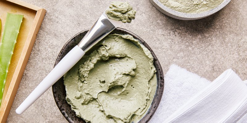 From Skin-Brightening To Hydration: 5 Aloe Vera Face Masks To Make You Glow