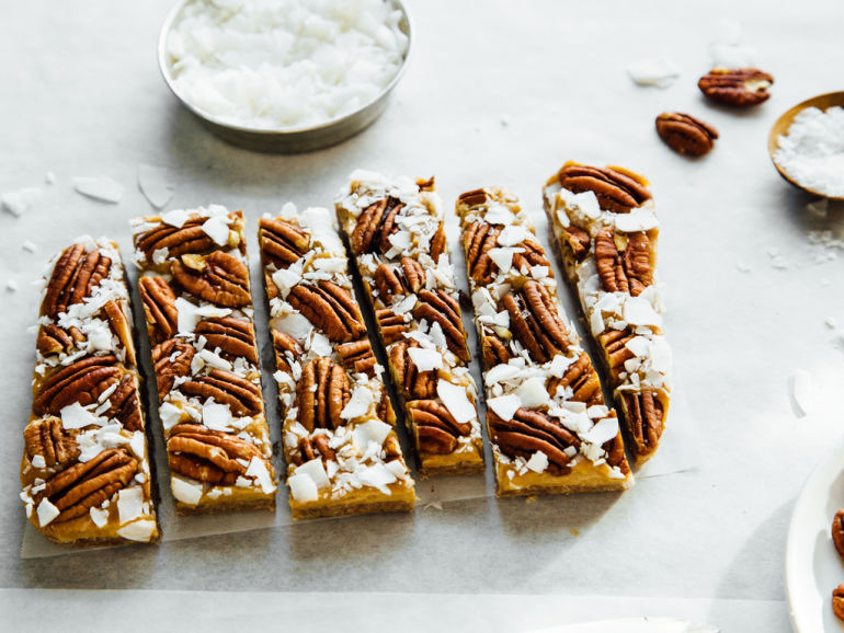 The 22 Healthiest (And Most Delicious!) Fall Recipes On The Internet Hero Image