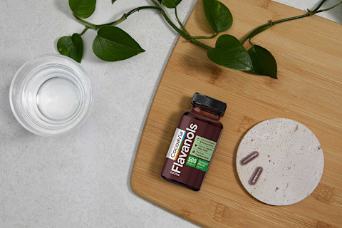 jar and capsules of CocoaVia™ 500 mg Cocoa Flavanols jar and capsules of CocoaVia™ 500 mg Cocoa Flavanols