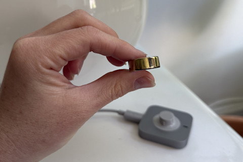 oura ring 4 gold