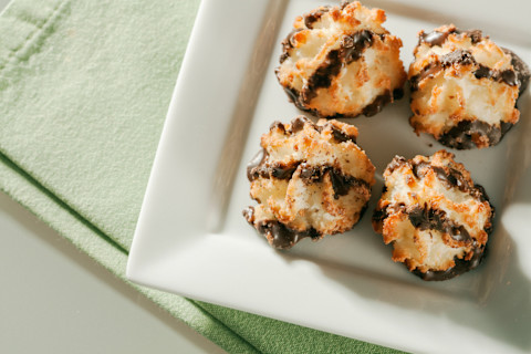 Chocolate Coconut Macaroons Chocolate Coconut Macaroons