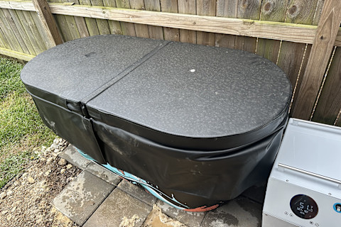 Polar Monkeys Brainpod 2.0 tub with insulated cover