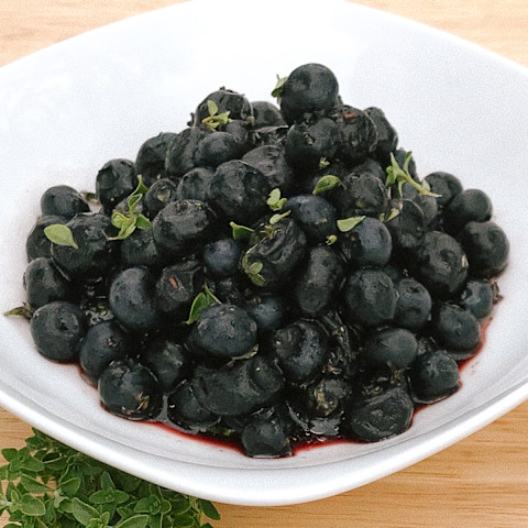 Blueberries with Balsamic Vinegar & Thyme Blueberries with Balsamic Vinegar & Thyme
