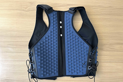 back of the omorpho g-vest+
