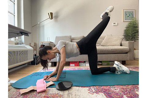 alo moves vs. the sculpt society alo moves vs. the sculpt society