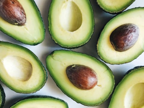 The Avocado Hugger Keeps Avocados Fresh 