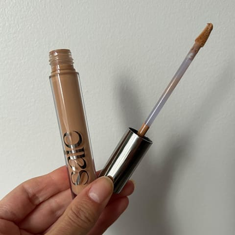 saie under eye concealer