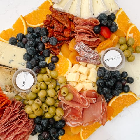 How to Build a Cheeseboard