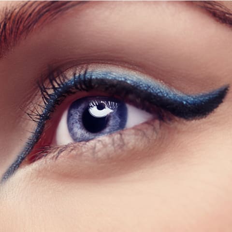 7 Graphic Eyeliner Tutorials That Anyone Can Master - 45